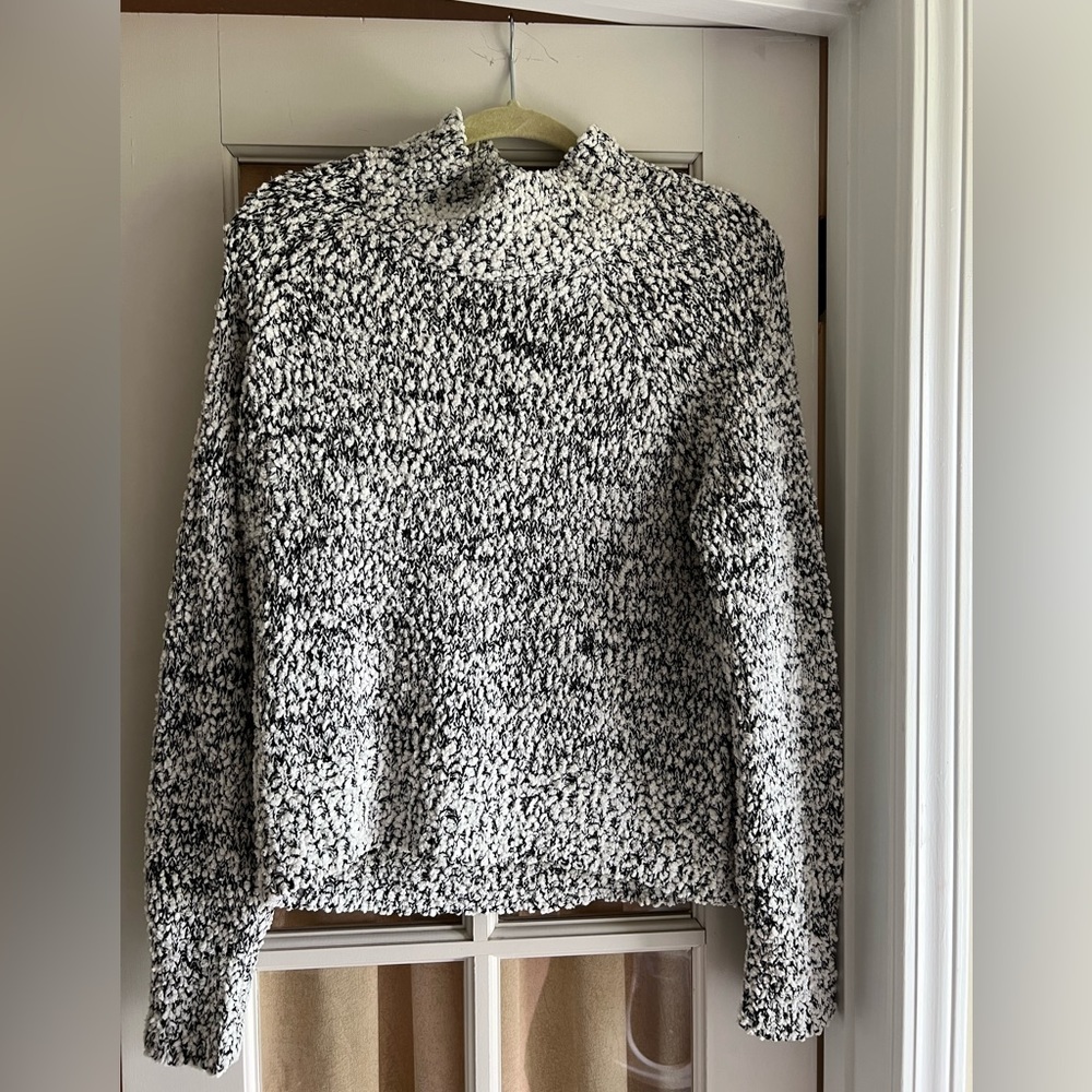 size L, black and white turtle neck sweater & never worn